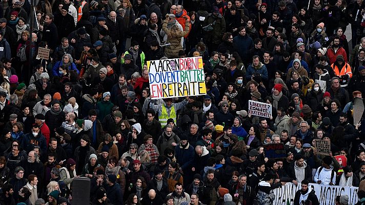 Francia vive su segunda jornada de huelga general contra la reforma de pensiones