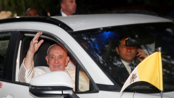 Telediario 2 - El papa visita el Congo y a Sudán del Sur en una gira por África