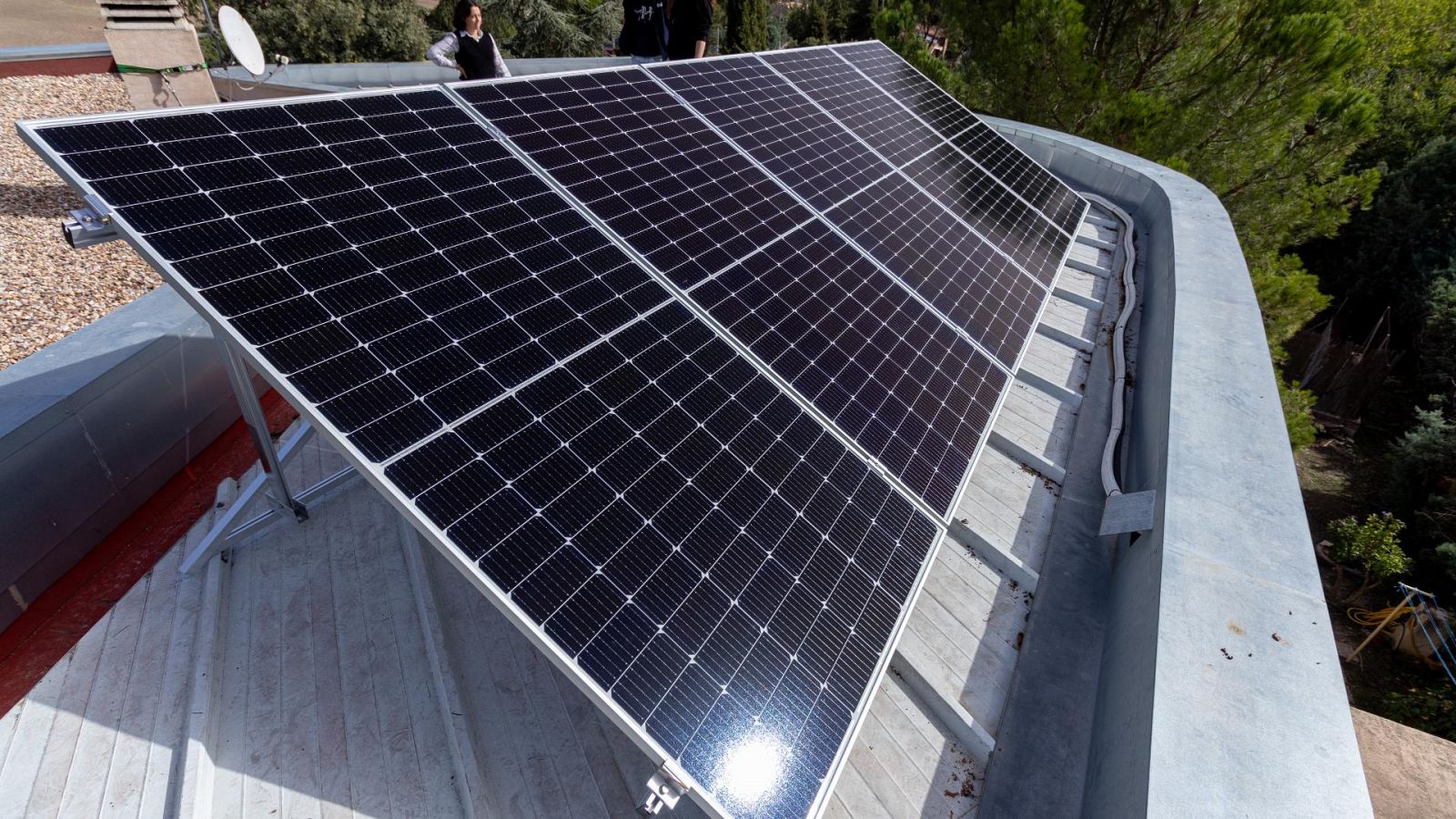 Bruselas propone un plan de industria "verde" - La tarde en 24h | Ver