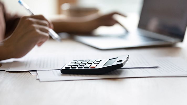 La hora de La 1 - Cobran más a los autónomos por error