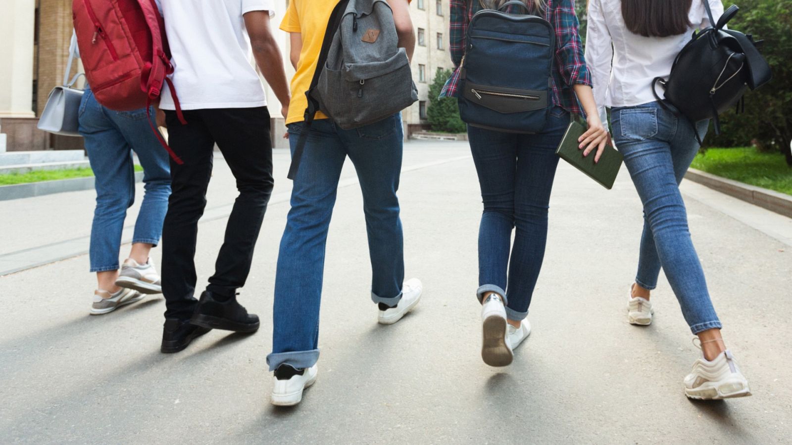 La guerra en Ucrania, el medioambiente y la economía: las principales preocupaciones de los adolescentes