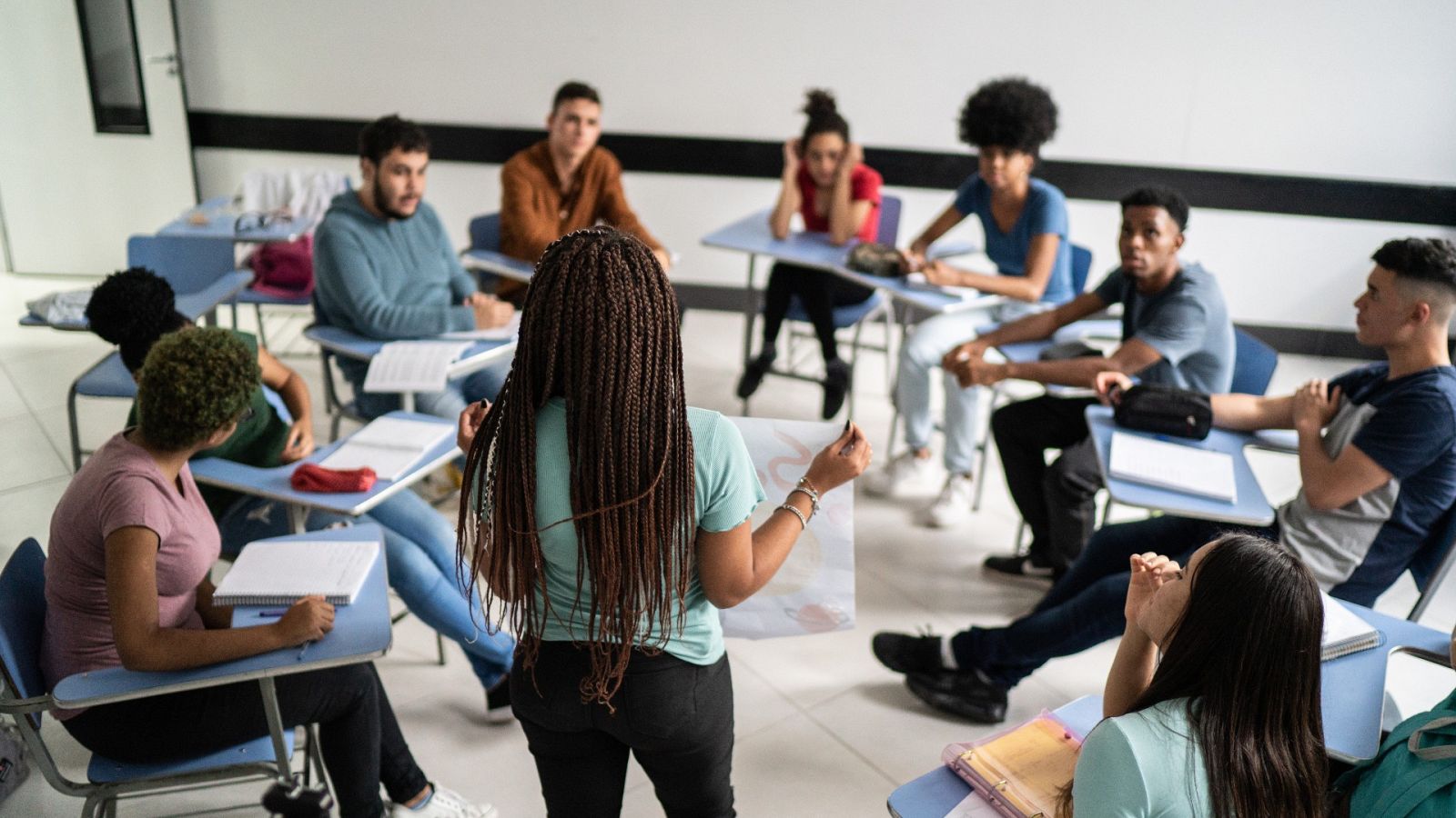 La guerra en Ucrania, el medioambiente y la pandemia: las principales preocupaciones de los adolescentes