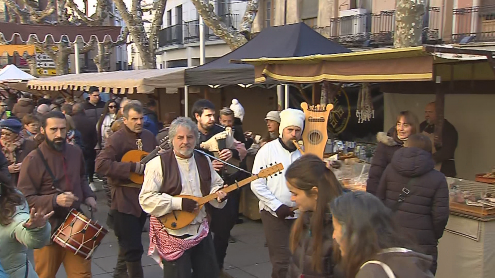 Barbastro celebra la Candelera, la fiesta más antigua de Aragón