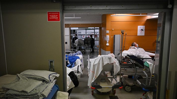 Telediario 2 - Urgencias colapsadas, una imagen que se repite en muchos hospitales