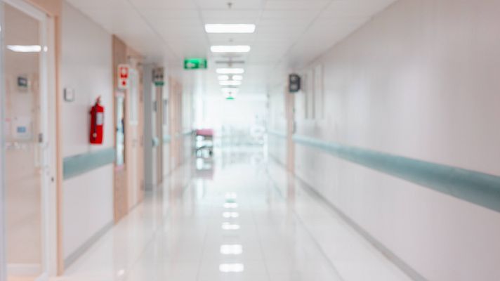 Telediario 2 - Sanidad en España: uno de cada cuatro españoles tiene seguro médico privado