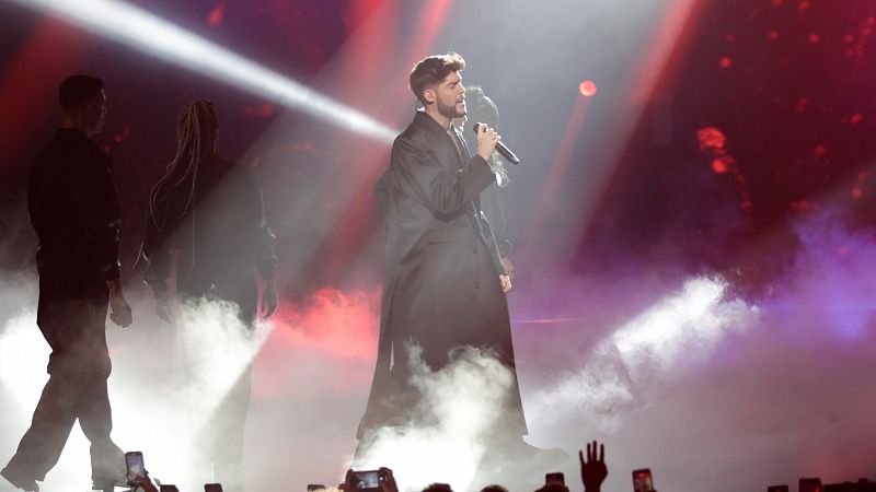 Benidorm Fest - Jos� Otero canta "Inviernos en Marte" en la segunda semifinal