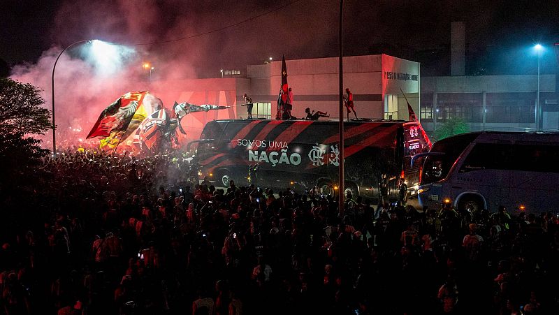 La impresionante despedida de los aficionados del Flamengo antes del Mundial de Clubes - ver vídeo