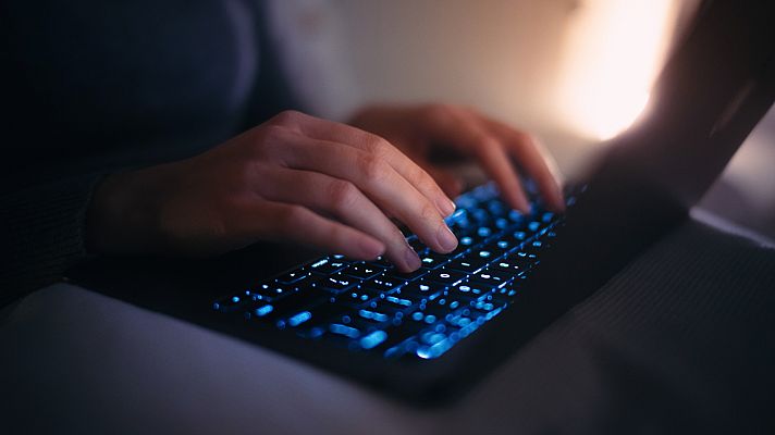 Telediario Fin de Semana - Detenido el presunto autor del primer delito en el metaverso