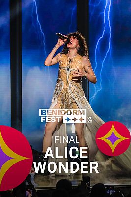 Benidorm Fest - Alice Wonder canta "Yo quisiera" en la final