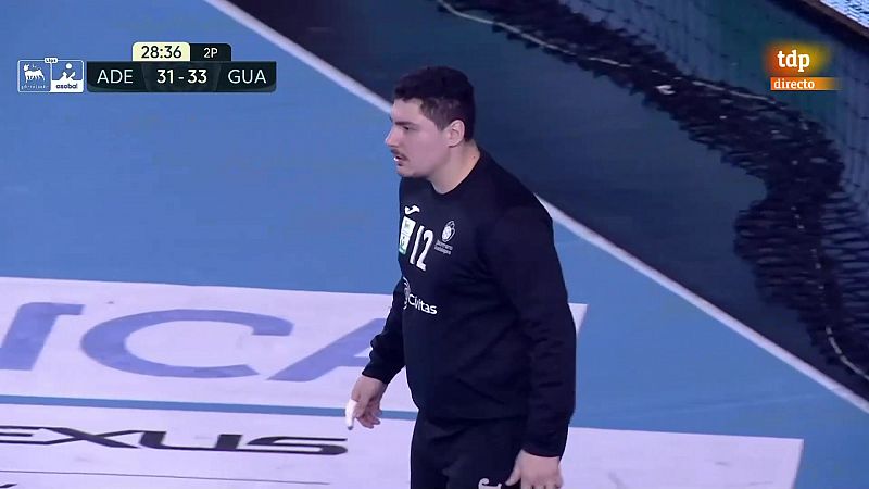La liga ASOBAL vuelve a RTVE con un soberbio Ademar-Guadalajara decidido con este paradón en los 7 metros