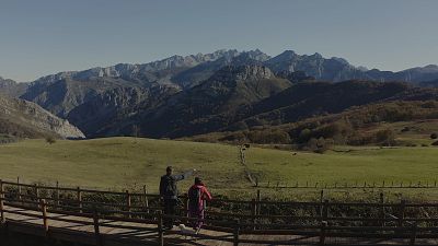 Hasta donde nos lleven nuestros pasos (De Asturias a Barcelo