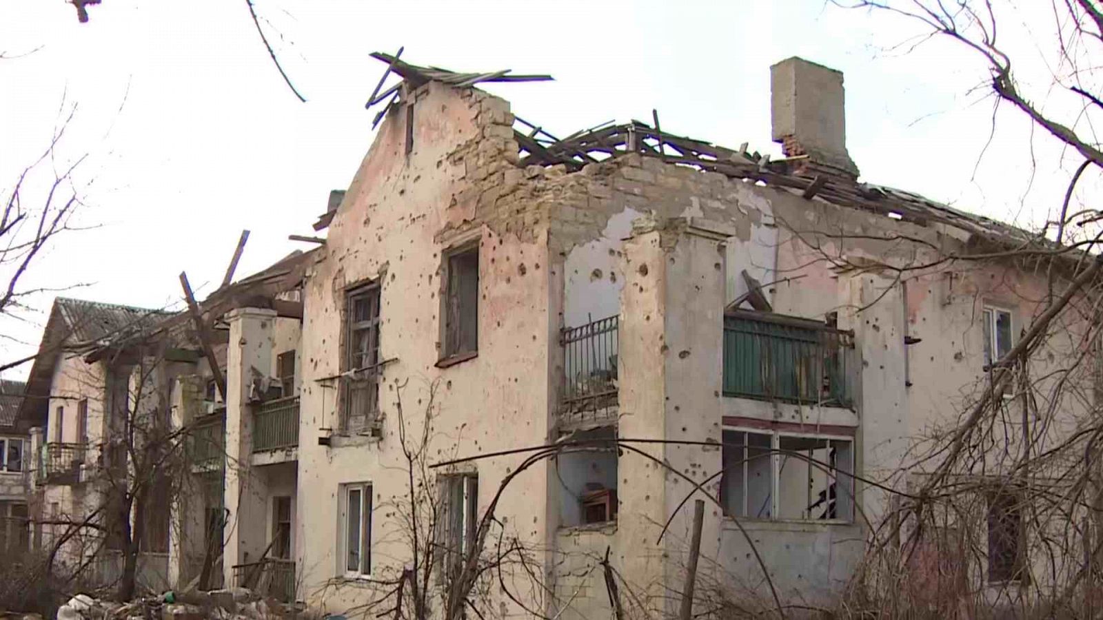 La guerra en Ucrania deja pueblos arrasados en primera línea del frente
