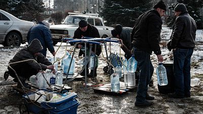 La guerra complica el acceso al agua potable en Ucrania