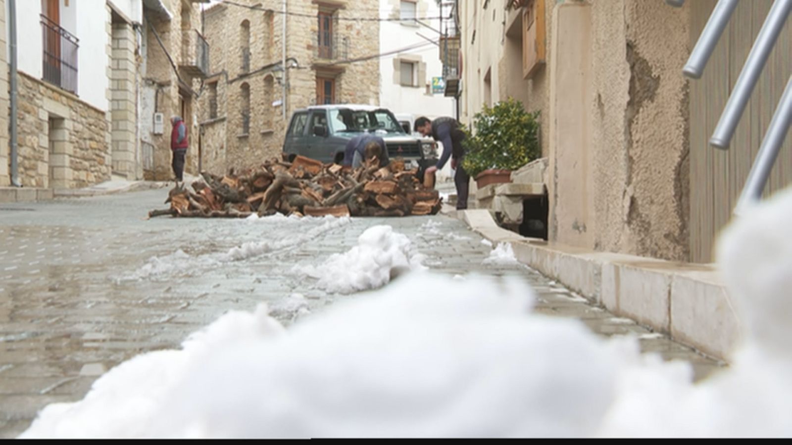 La neu arriba a l'interior nord de la província de Castelló