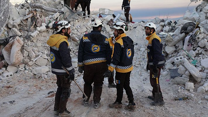 La noche en 24h - Los cascos blancos, los voluntarios que operan en la zona opositora de Siria