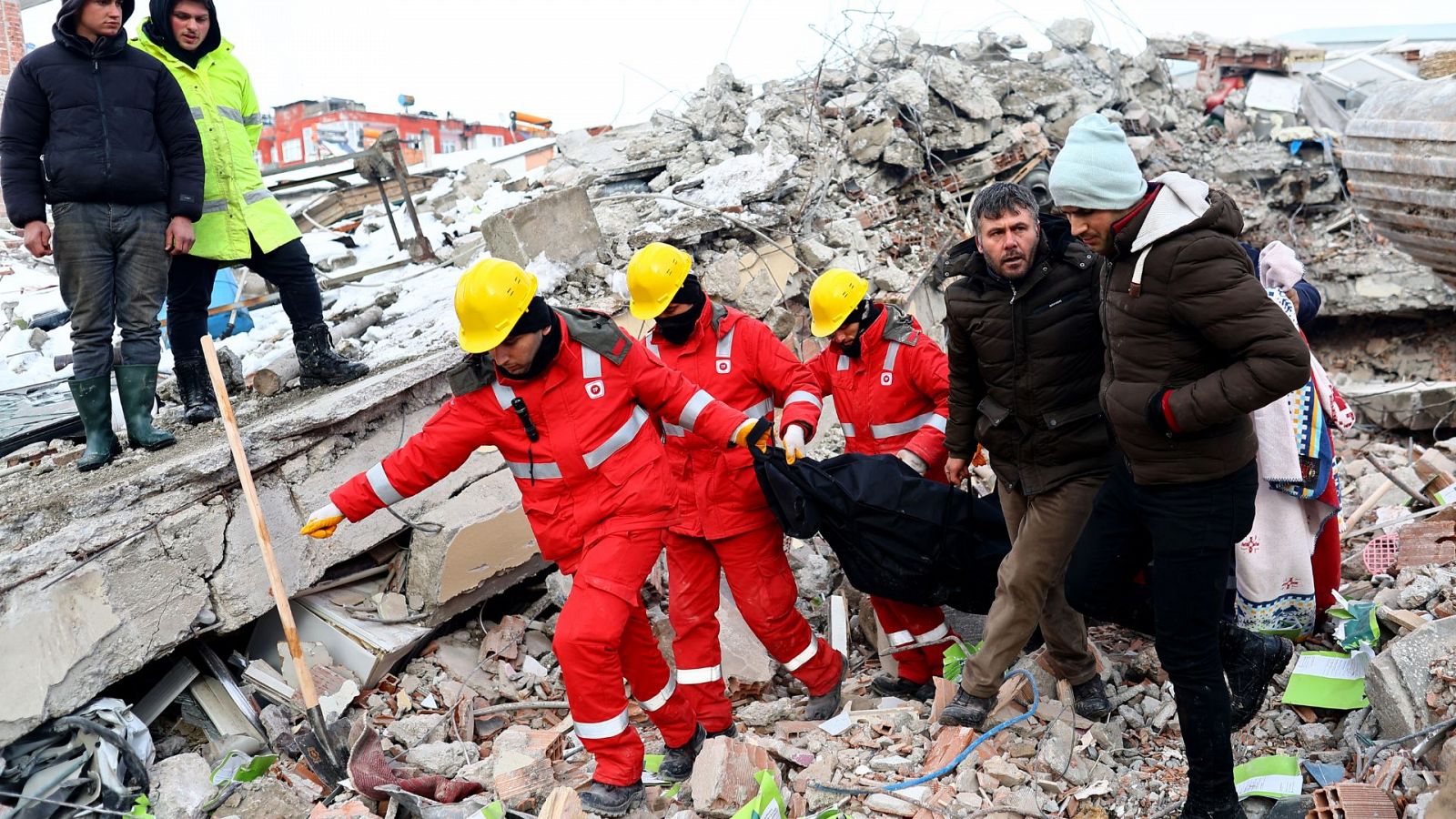 Terremoto: horas críticas para encontrar vida