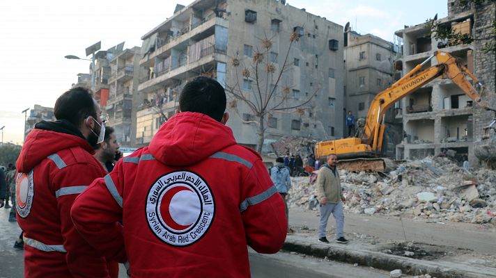 Cruz Roja calcula que hay "entre un millón y dos millones de personas sin hogar" tras los terremotos