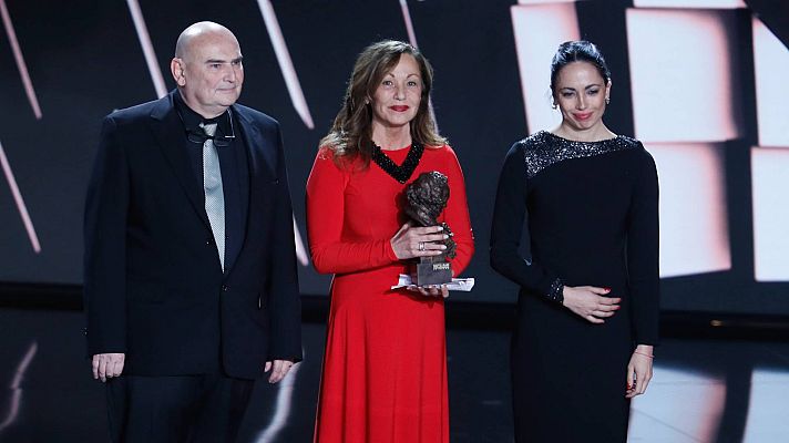 El mensaje de la mujer de Carlos Saura en la gala de los Goya: \"La sanidad pública se merece que la cuiden tal y como nos cuida a nosotros\"