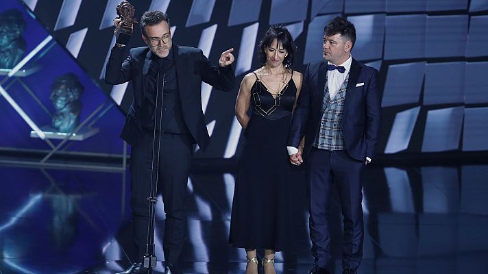 'Maldita: A Love Song to Sarajevo', dirigida por Amaia Remírez García y Raúl de la Fuente, ha ganado el Goya al mejor cortometraje documental en los Premios Goya 2023.