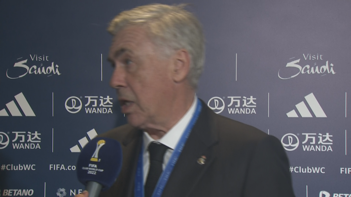 Ancelotti: "Vinicius mejora en cada partido"