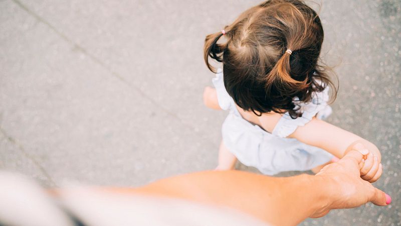 ¿Doble prestación por criar a un hijo en solitario?: "Tenemos un sistema pensado para la pareja" - Ver ahora