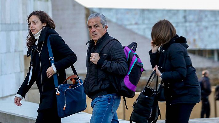 Informativo 24h - Las víctimas del acidente del Alvia comienzan a declarar en el juicio