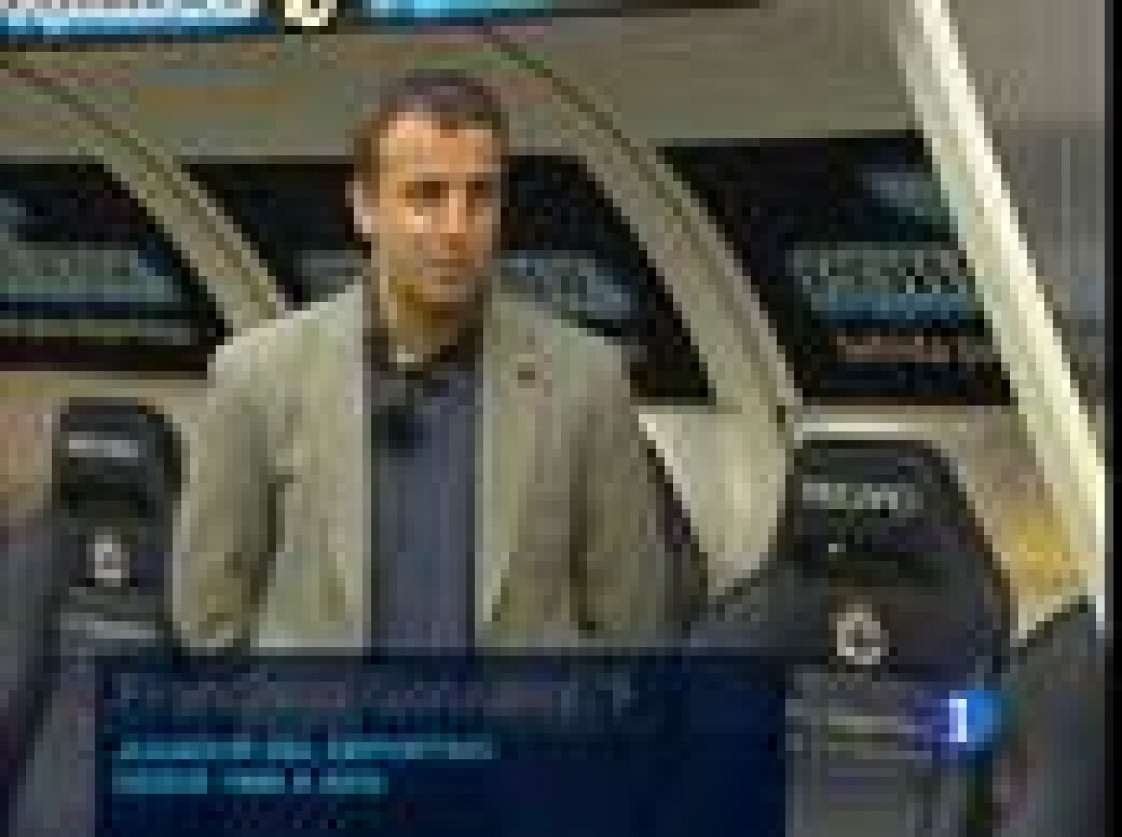 Personajes veteranos como el ex jugador deportivista Fran, como Butragueño o el 'bruxo' Arsenio Iglesias hablan de la maldición que persigue al real Madrid siempre que visita Riazor.