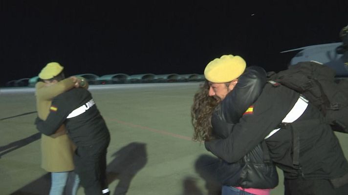 Noticias Andalucía - La UME aterriza en la base de Morón