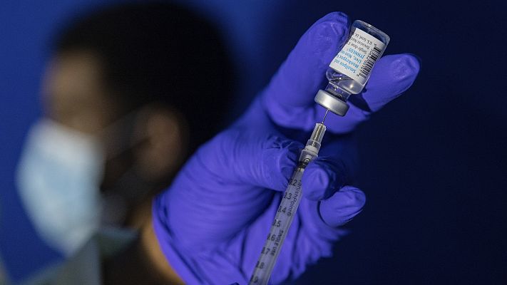 Desarrollan la primera vacuna para el virus de la bronquiolitis en mayores de 60 años   