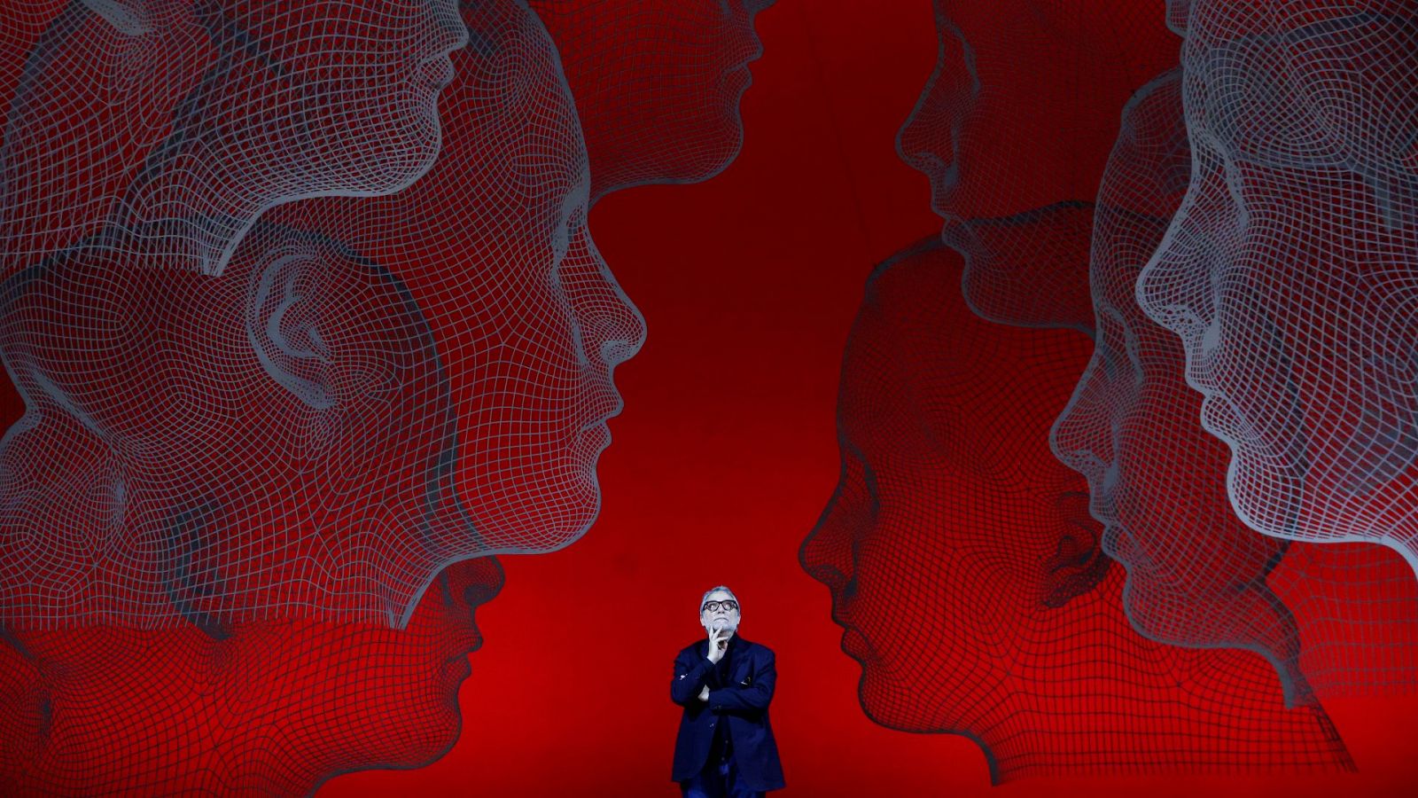 Jaume Plensa esculpe un nuevo 'Macbeth' en el Liceu de Barcelona | Ver