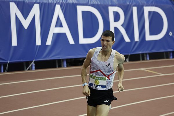 Telediario Fin de Semana - Mechaal y Marta Pérez ganan en los 3.000m del Campeonato de España