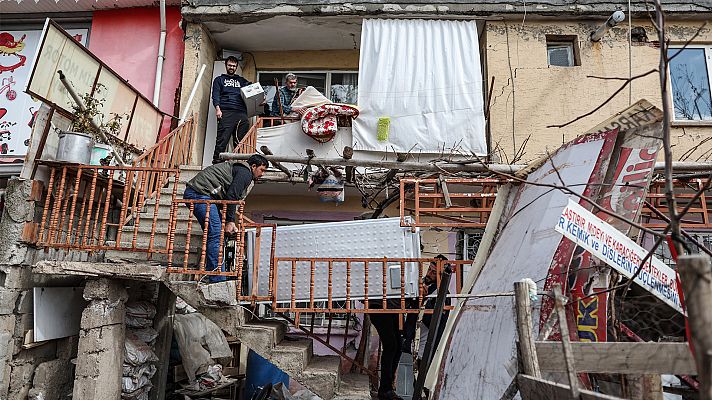 Telediario Fin de Semana - Telediario 1 en 4' - 19/02/23