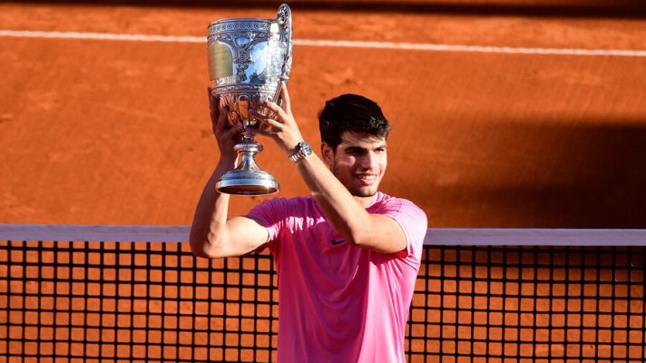 Telediario Matinal - Alcaraz, tras ganar el Abierto de Argentina: "Me espera un bonito año, no me meto presión"