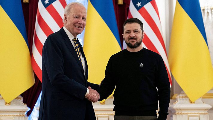 Biden visita Kiev por sorpresa para reunirse con Zelenski