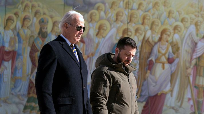Telediario 1 - Biden visita Kiev por sorpresa para reunirse con Zelenski