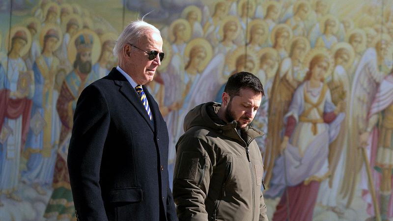 Biden visita Kiev por sorpresa para reunirse con Zelenski en el primer aniversario de la guerra  