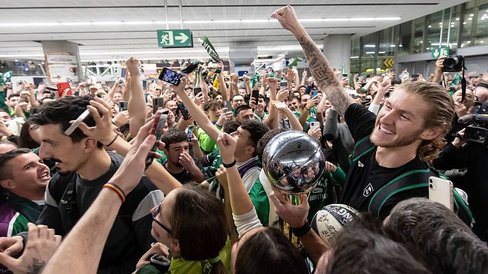Telediario 1 - Málaga es una fiesta tras la victoria de Unicaja en la Copa del Rey