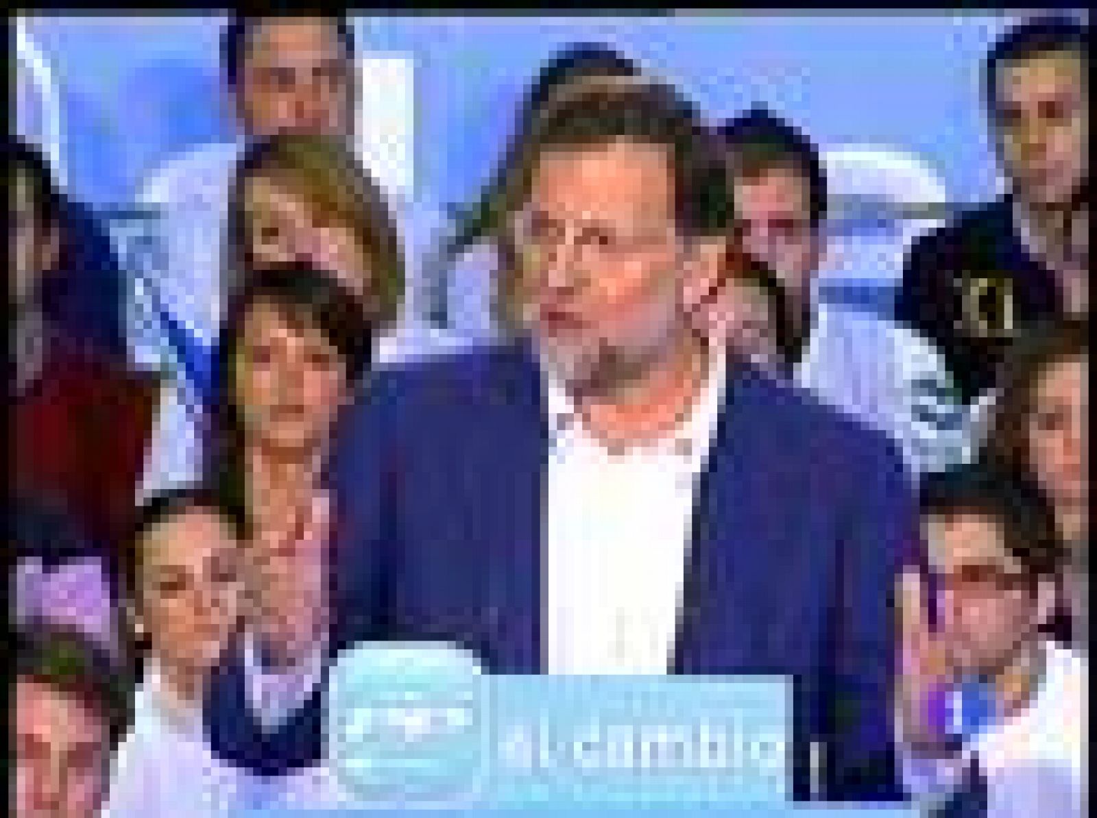 Rajoy acusa al Gobierno de padecer un "déficit de credibilidad insuperable"