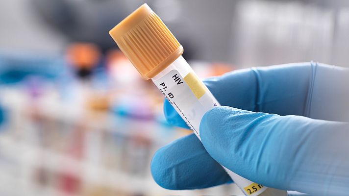 Telediario 2 - Tercer paciente curado de VIH en el mundo después de un trasplante de células madre