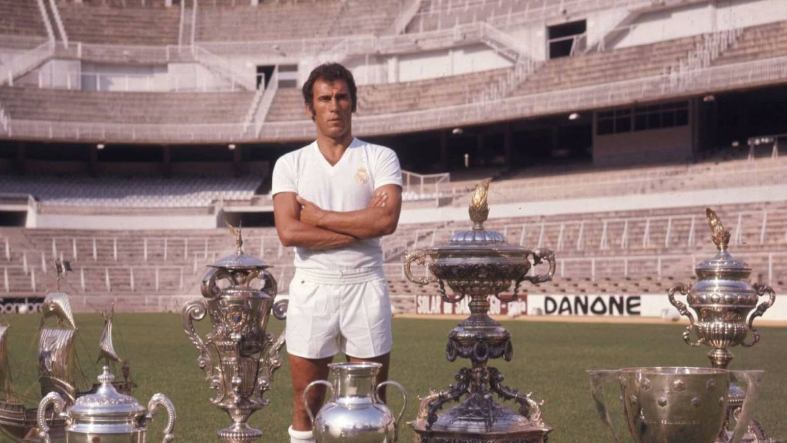 Paco Grande: "Amancio Amaro era una leyenda" - Informativo 24h | Ver