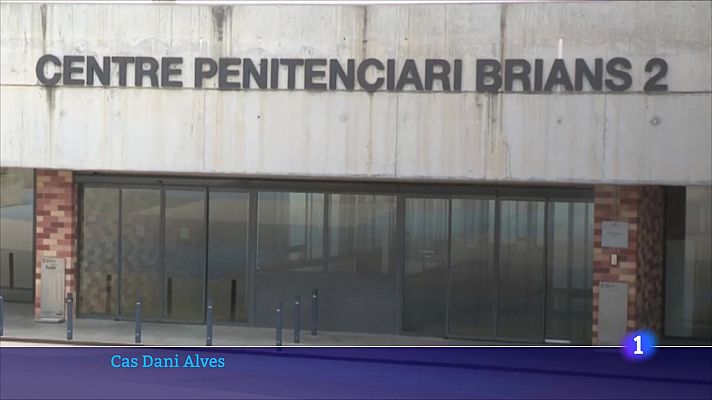 L'Informatiu - El futbolista Dani Alves continuarà a la presó