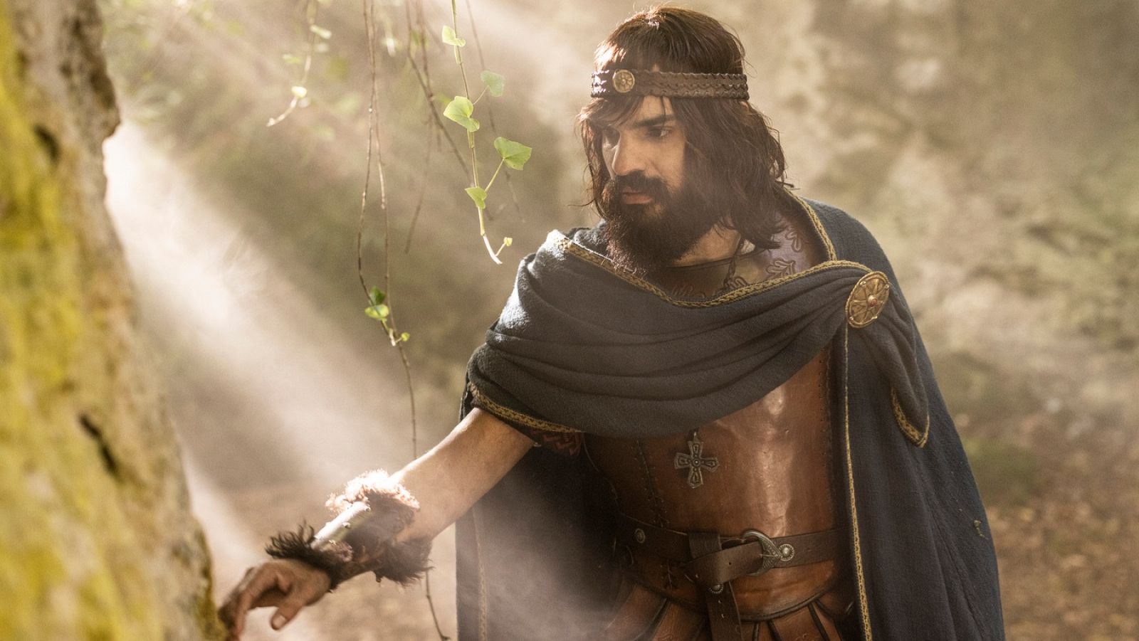 Paul Urkijo lleva al cine la historia y los mitos vascos en 'Irati' | Ver