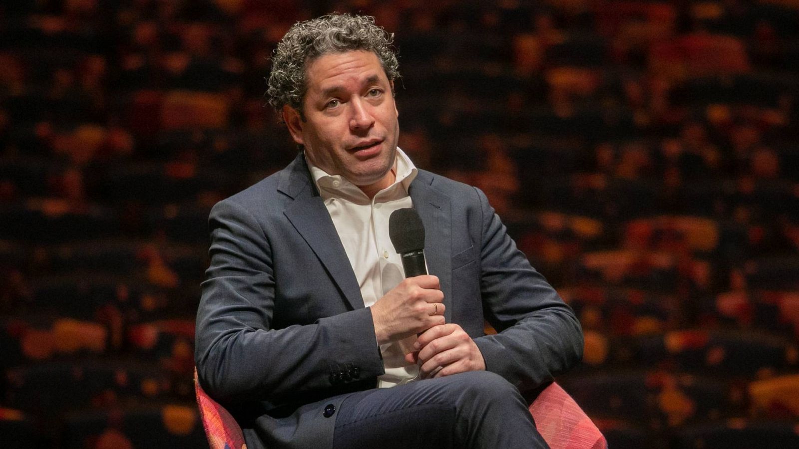 Gustavo Dudamel, el primer hispano que liderará la Orquesta de Nueva York