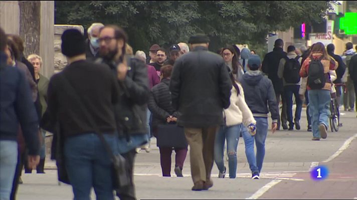 Cada volta més gent coneix el valencià... però menys el parla