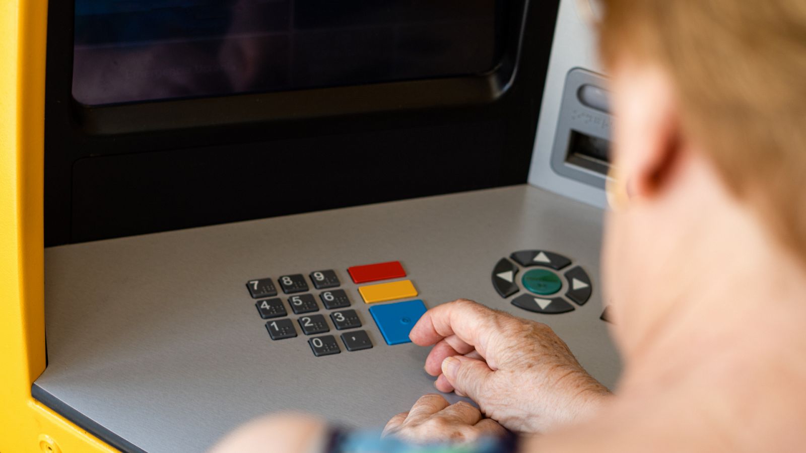 La hora de la 1 - ¿Fin a las cartillas bancarias? - Ver ahora