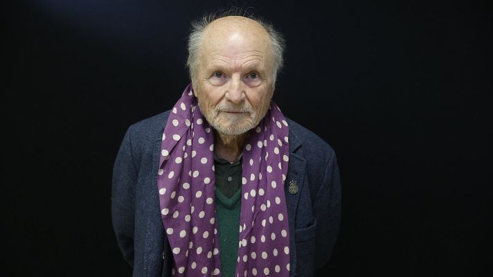 Telediario 2 - Antonio López visita ARCO para presentar su último libro, 'Paisajes'