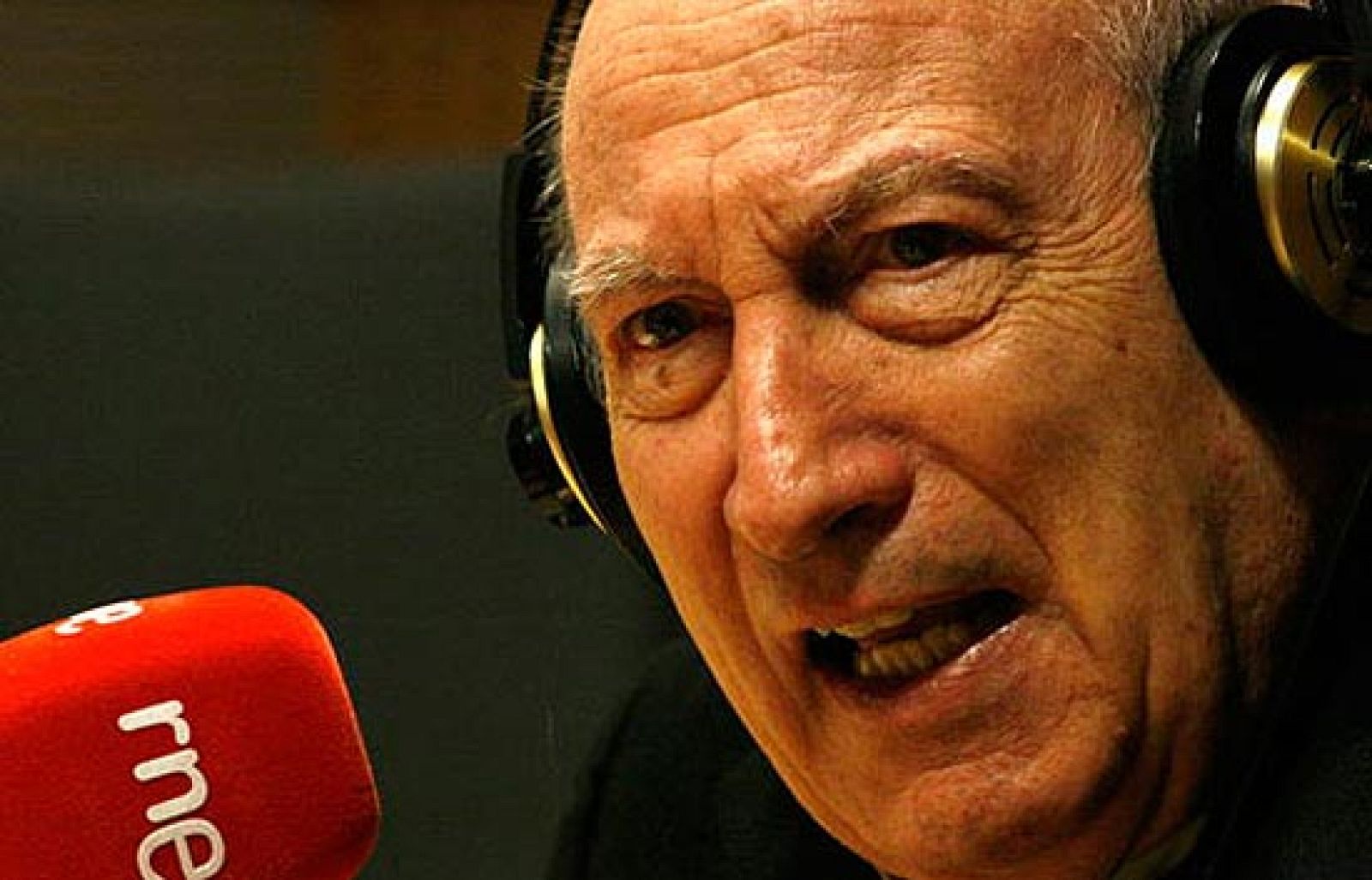 Fallece el periodista y escritor argentino Tomás Eloy Martínez | Ver