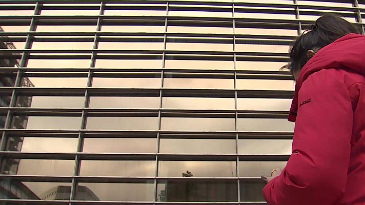 Telediario 2 - El sexismo de las 'azafatas de imagen'