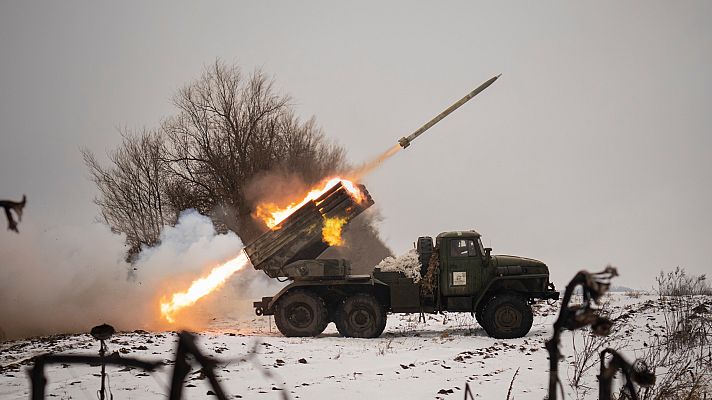 EE.UU. envía 30.000 millones de dólares en armas a Ucrania en un año