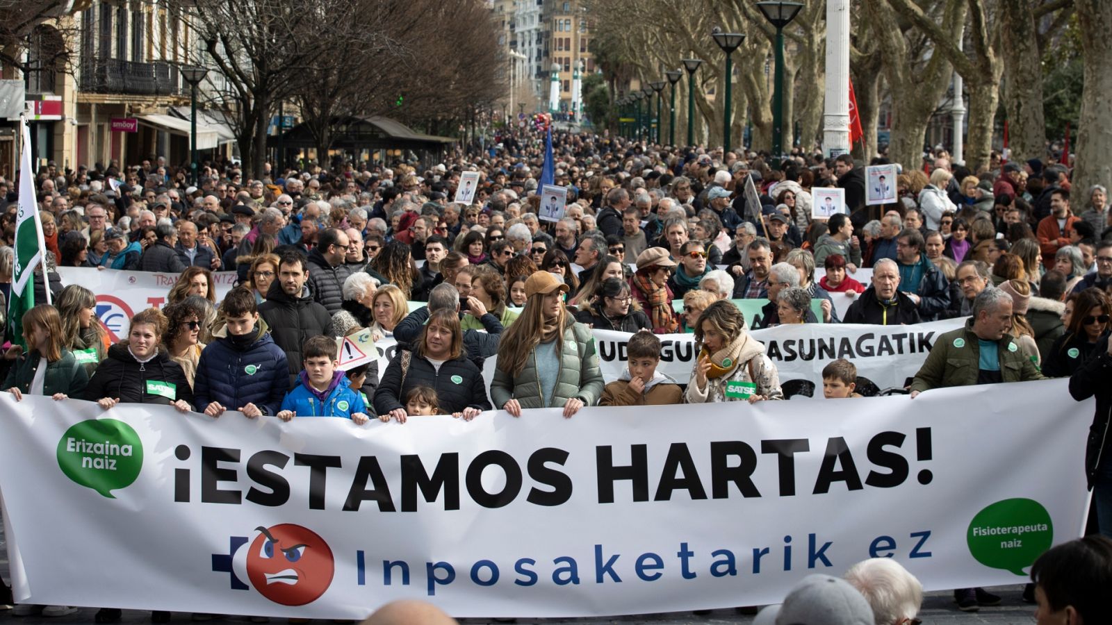 Miles de personas salen a la calle en el País Vasco en defensa de la sanidad pública